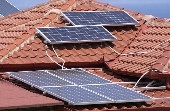 Rooftop solar panels could provide nearly half of our power